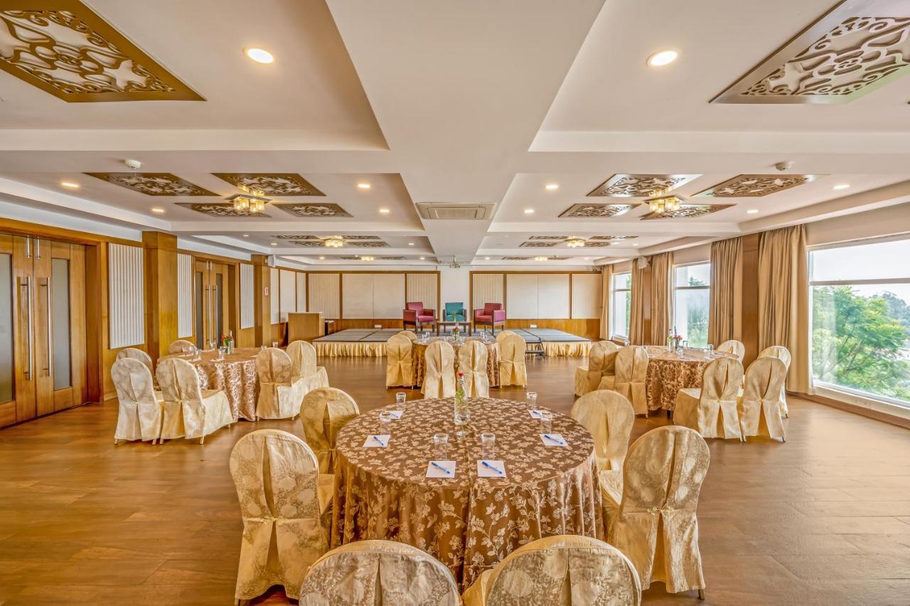 Sterling Ooty Elk Hill Hotel Exterior foto